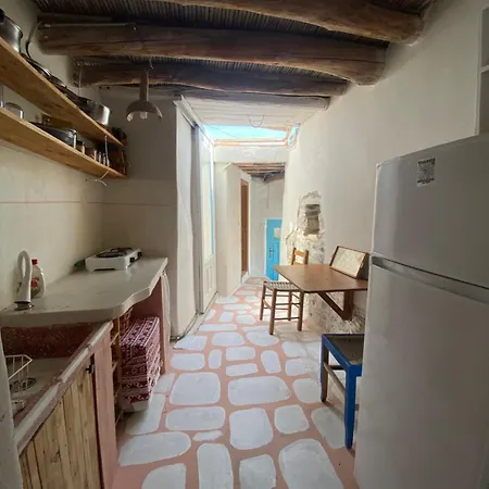Evnomia Cycladic From 1912 Nyaraló Mélanesz